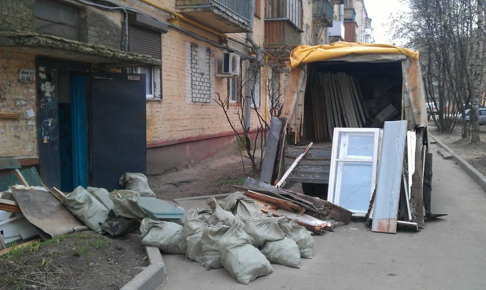 Вывоз мусора после ремонта в Нижнем Новгороде от ПроМусор — цены от 4689 руб., быстро и недорого