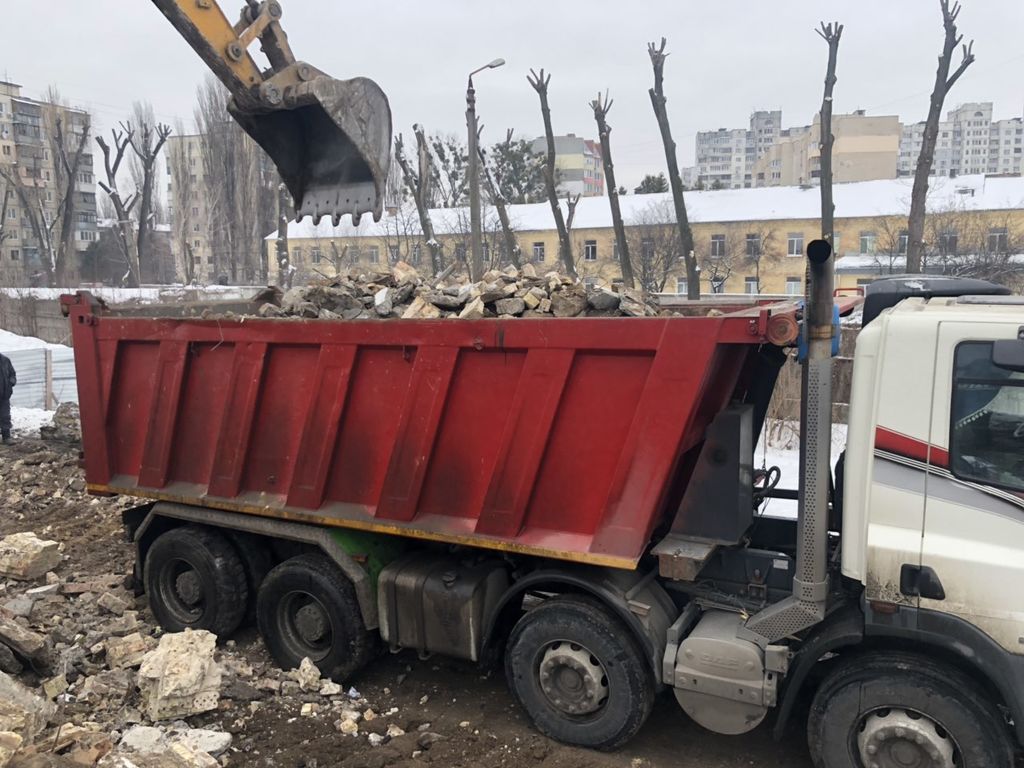 Вывоз мусора Камазом в Нижнем Новгороде в октябре