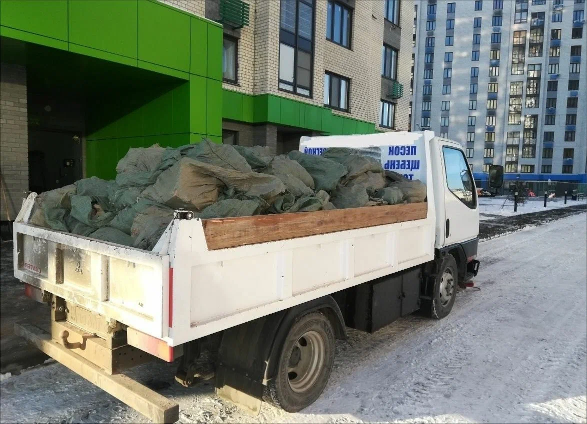 Вывоз мусора грузовым фургоном 3 тонны в Нижнем Новгороде — цена от 1407 руб., ПроМусор