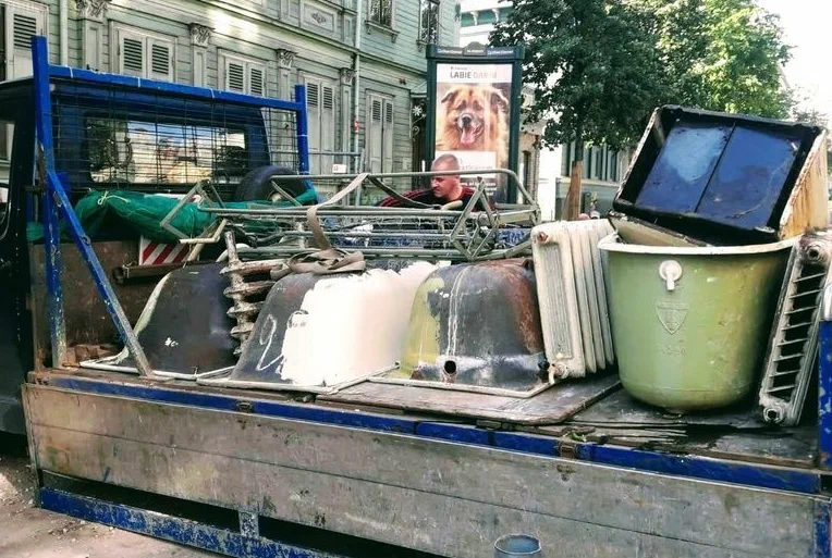 Вывоз старой сантехники в Нижнем Новгороде от ПроМусор: быстро, недорого от 573 руб., утилизация и грузчики